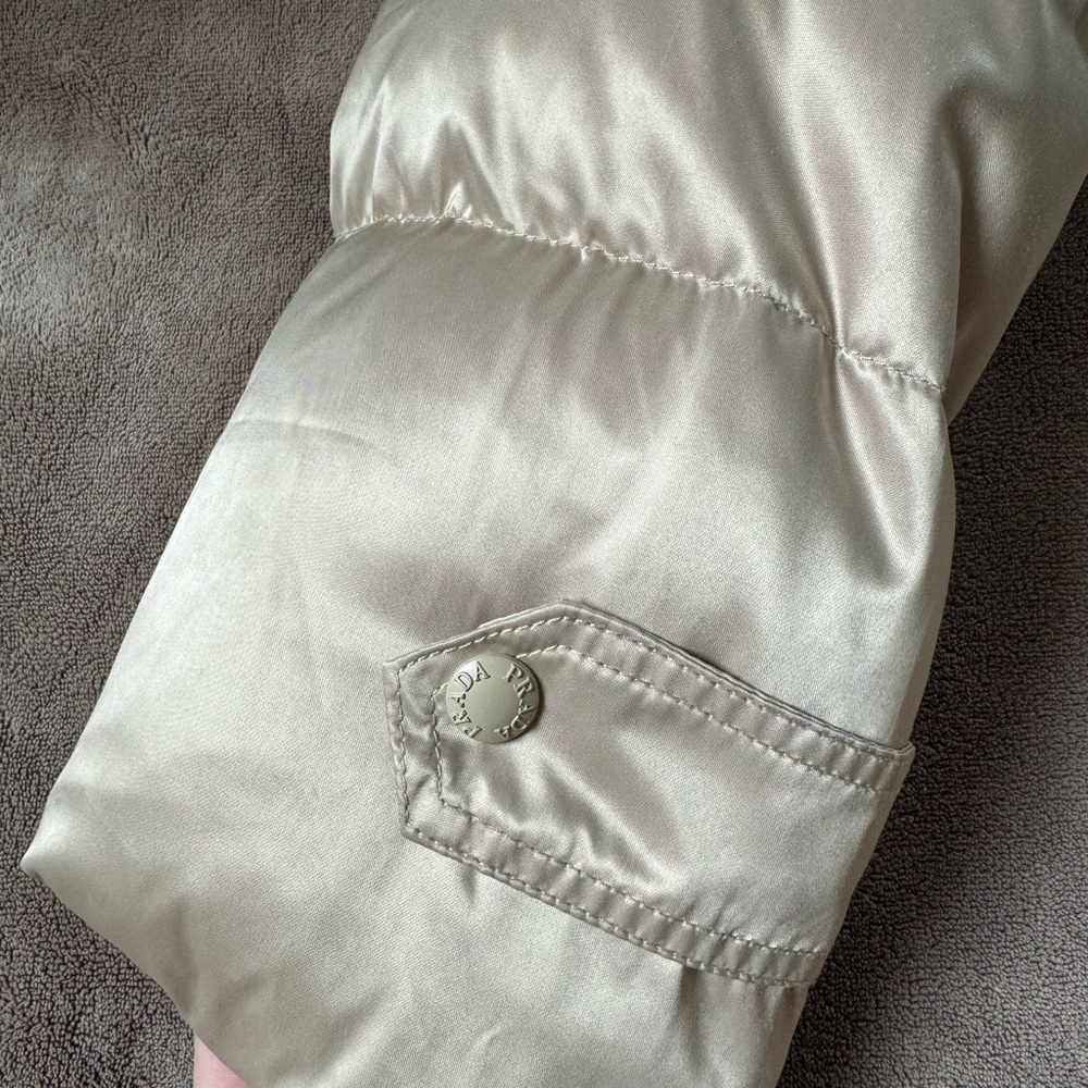Winter coat - Picture 4 of 6